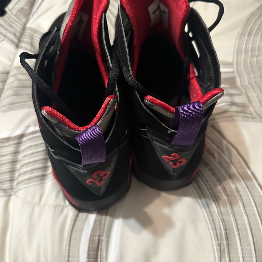 Jordan Air 7 Black and Violet Athletic Shoes - Picture 10 of 13
